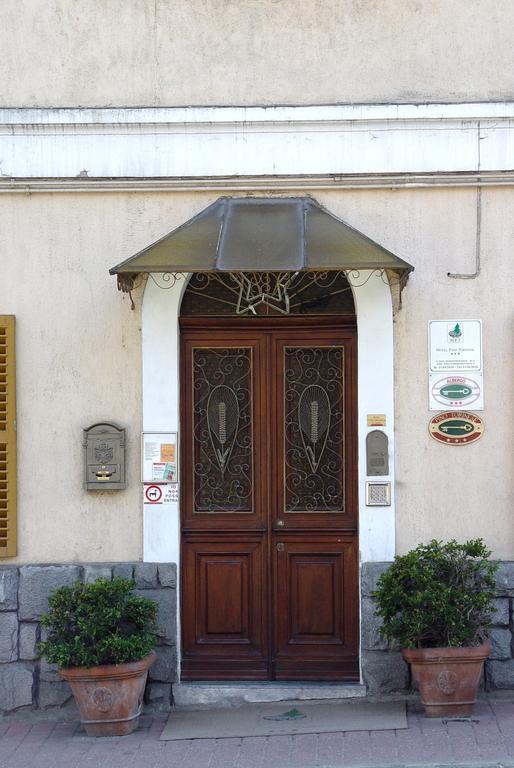 Hotel Pino Torinese Exterior foto